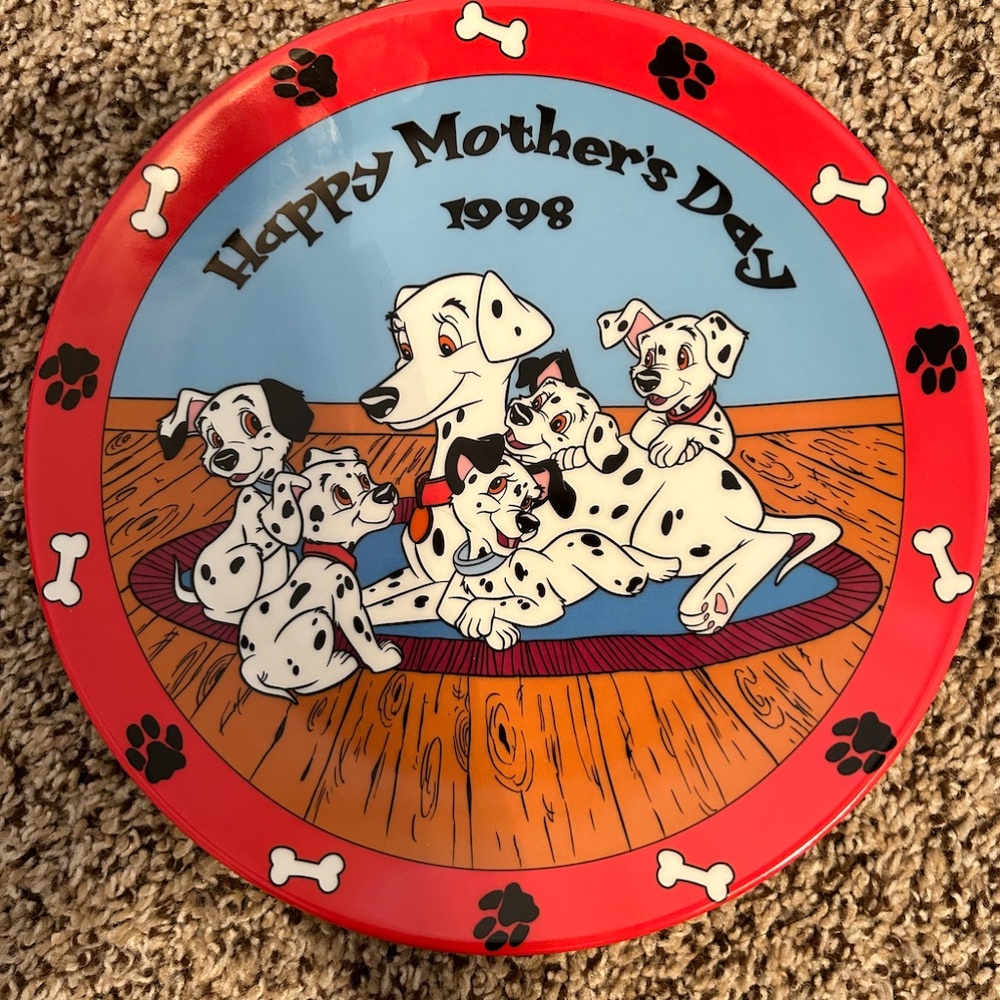 Disney Grolier Collectibles "Puppy Love" Mother's Day Plate